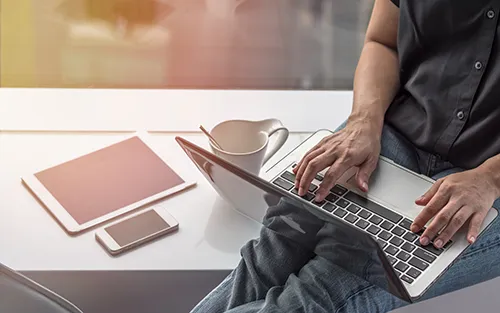 Man using tablet